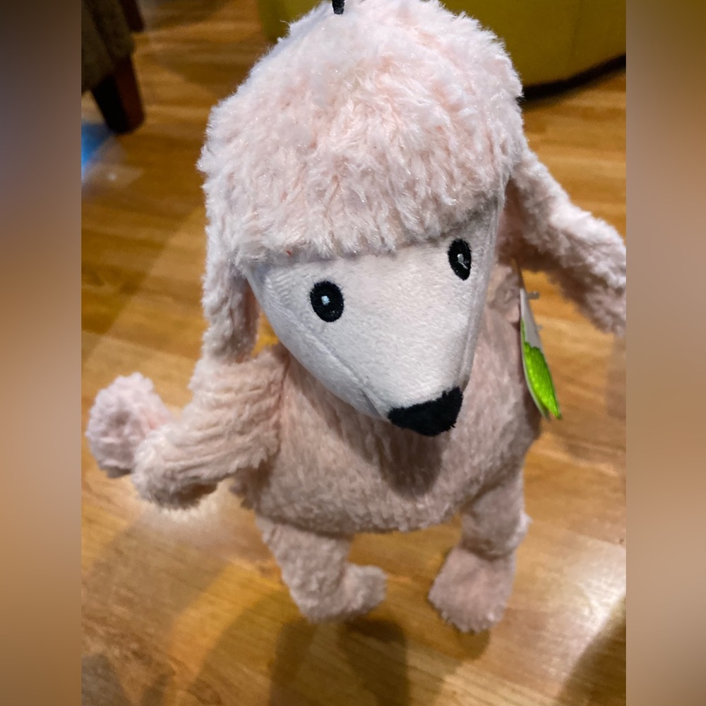 Brand New 16" Beautiful Pink Sheep With Multiple Squeakers Very Solf And Durable